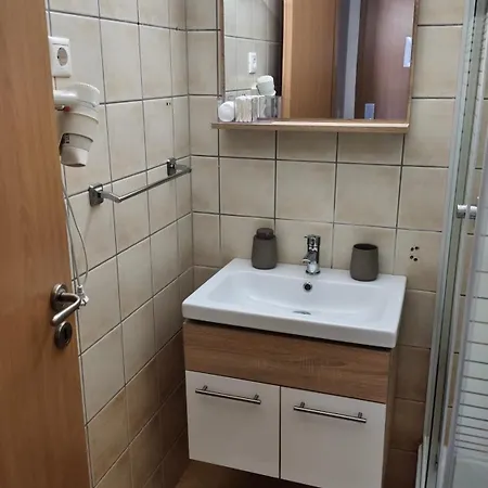 Kucko Aparthotel 3*